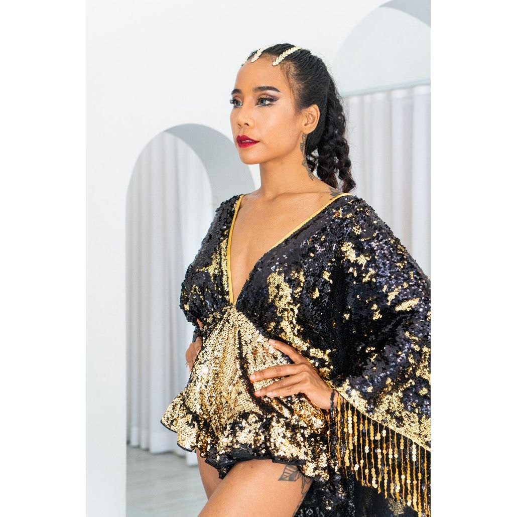 Lace Black And Gold Playsuit Quiz Black And Gold Playsuit! Never Worn! Size Lace Black And Gold Playsuit Quiz Black And Gold Playsuit! Never Worn! Size